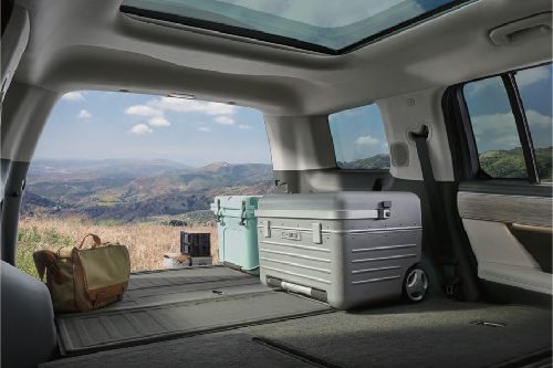 سانتا في Trunk Open