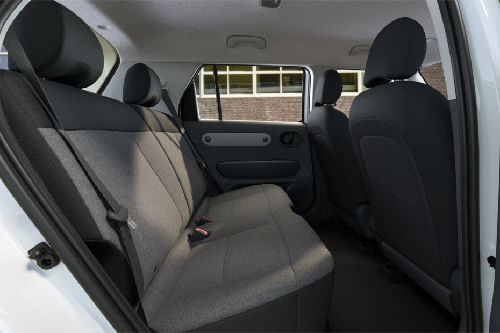هيونداي إنستر Rear Seats