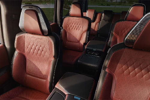 انفنتي كيو إكس 80  Front And Rear Seats Together