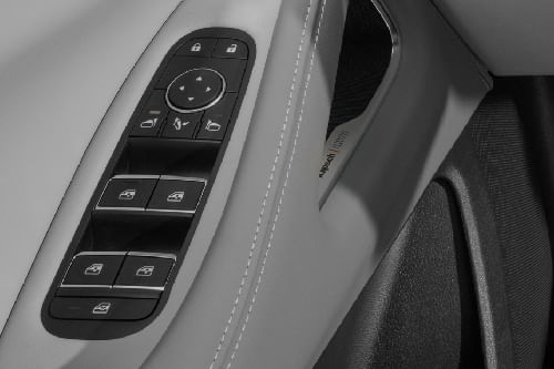 Infiniti QX60 2026 Drivers Side In Side Door Controls