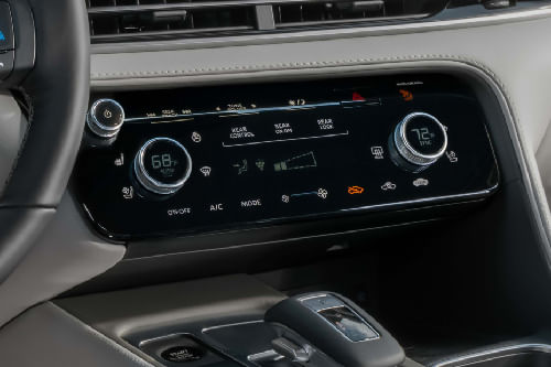 Front AC Controls of Infiniti QX60 2026