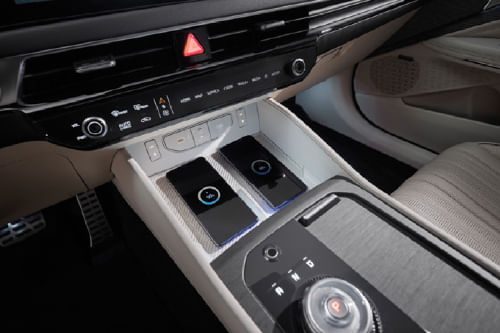 Power Accessories Outlet View of كيا كيه 8 