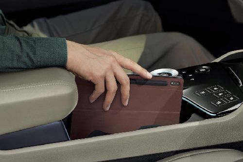 Sportage Front Center Divider