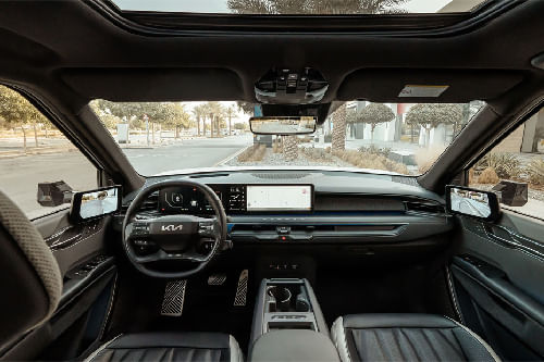 Dashboard View of EV9