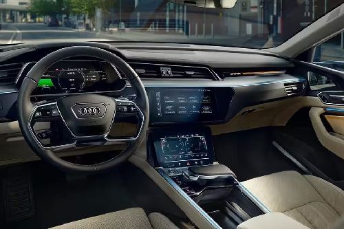 Dashboard View of E-tron