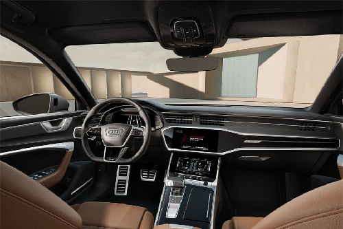 Dashboard View of RS6 Avant