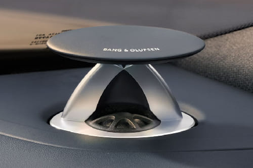 Speakers View of أودي SQ8