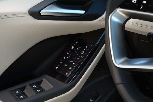 Audi Q6 E-Tron Drivers Side In Side Door Controls