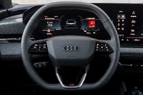 أودي أيه 6 إي-ترون Steering Wheel