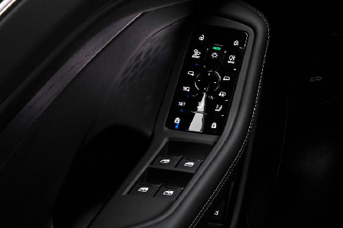 Audi A6 Drivers Side In Side Door Controls