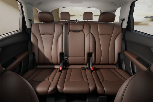 أودي Q7 Rear Seats