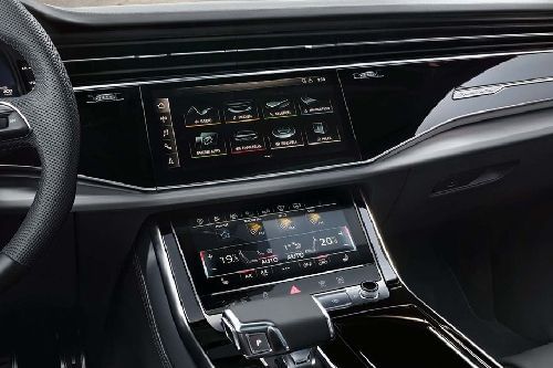 Q7 touch screen
