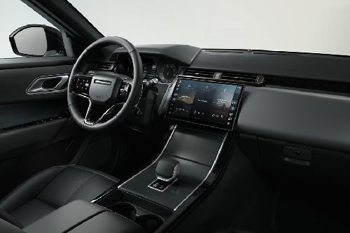 Dashboard View of Range Rover Velar
