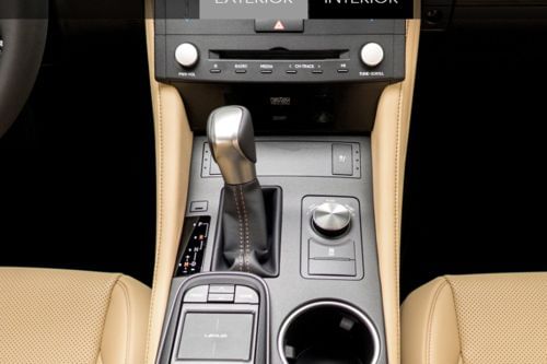 لكزس RC Gear Shifter