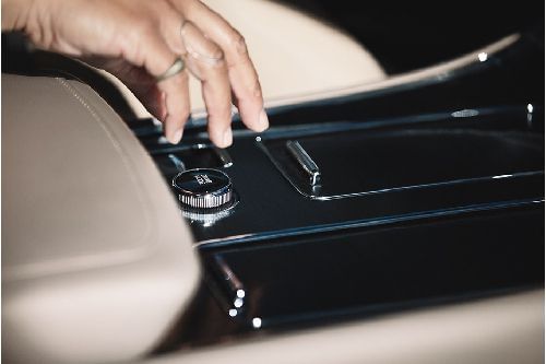 Lincoln Aviator Gear Shifter