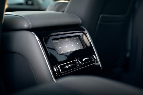 Aviator Rear AC Controls