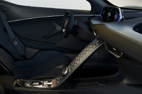 إيفيجا Center Console