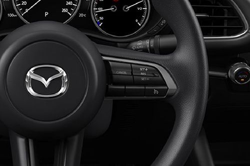 مازدا 3 سيدان Multi Function Steering