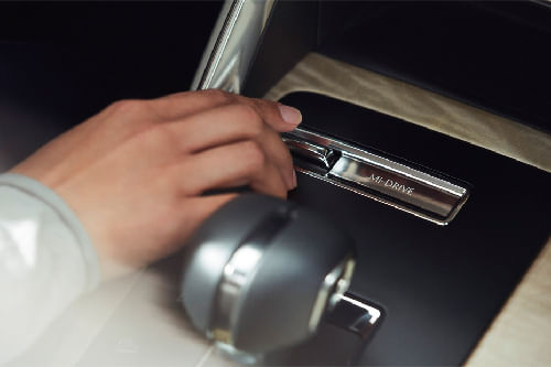 Mazda CX-90 Gear Shifter