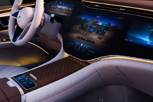 إي كيو إس إس يو في Center Console