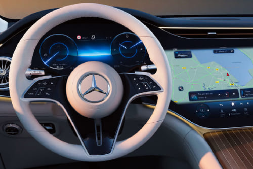 مرسيدس بنز إي كيو إس إس يو في Steering Wheel