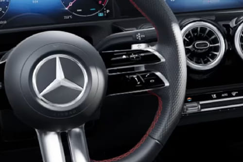 مرسيدس بنز إيه إم جي إيه-كلاس سيدان Multi Function Steering