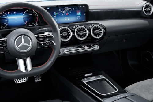 إيه إم جي سي إل أي Center Console