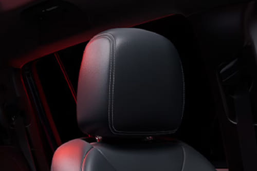 إيه إم جي جي إل بي Front Seat Headrest