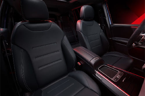 إيه إم جي جي إل بي Front Seats