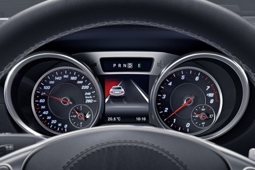 الفئة أس أل TachoMeter