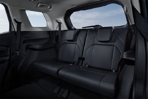 Mitsubishi Destinator Rear Seats