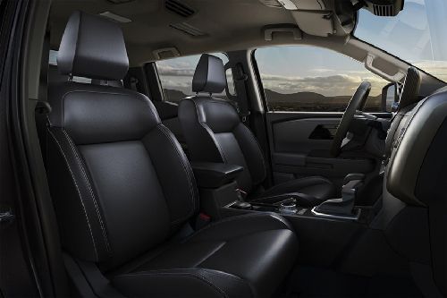L200 Front Seats