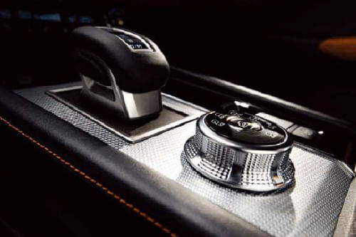 Mitsubishi Outlander Gear Shifter