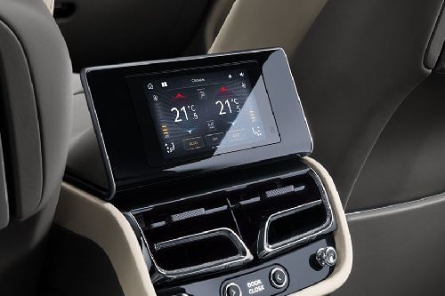 Side AC Controls of Bentley Bentayga EWB