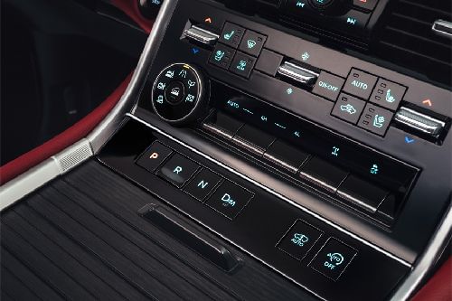 Front AC Controls of Nissan Patrol