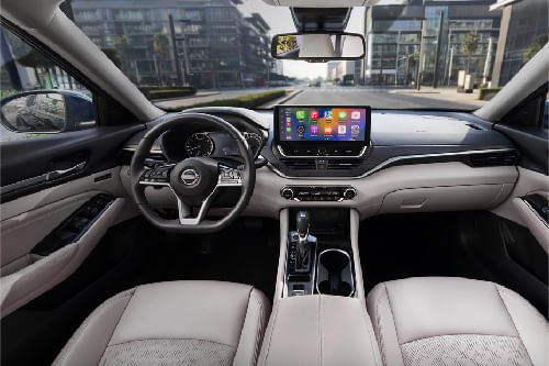 Dashboard View of Altima