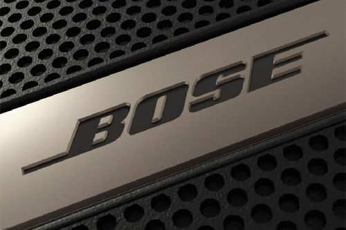 Speakers View of نيسان  إسكتيرا 