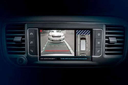 ترافيلر Parking Assist