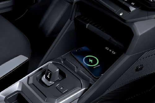 Power Accessories Outlet View of رينو داستر