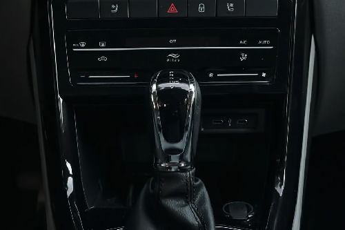 Skoda Kushaq Gear Shifter