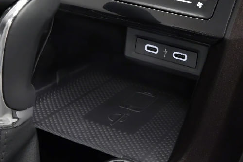 Power Accessories Outlet View of Skoda Kushaq