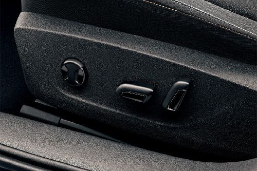 سكودا سكالا 2025 Seat Adjustment Controllers