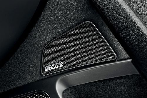 Speakers View of Skoda Superb