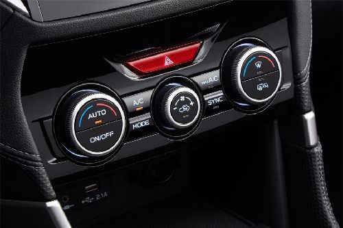 Front AC Controls of Subaru Forester