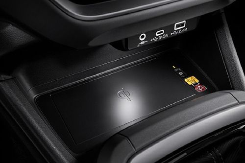 Power Accessories Outlet View of Subaru Crosstrek