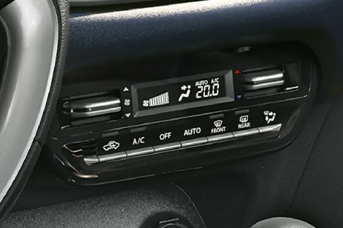 Front AC Controls of Suzuki Baleno
