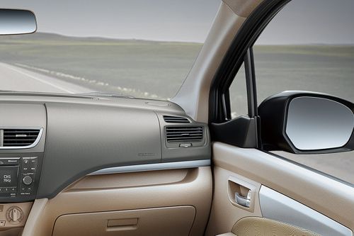 سوزوكي ارتيجا Passengers View