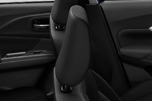 سويفت  Front Seat Headrest