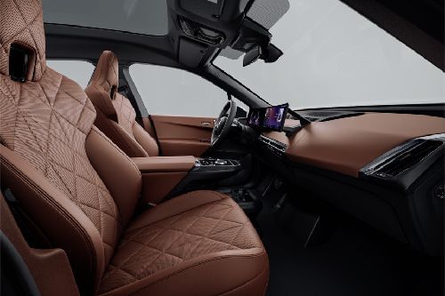 IX 2025 Passenger Seat