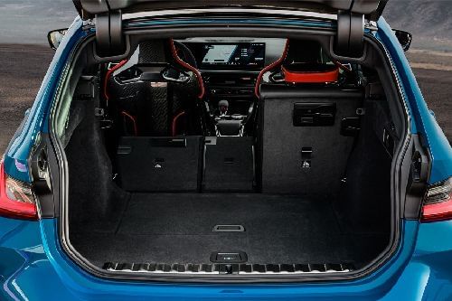 Folding Seats of بي إم دبليو إم 3 تورينج